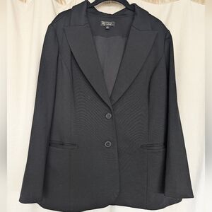 DG2 black blazer size L